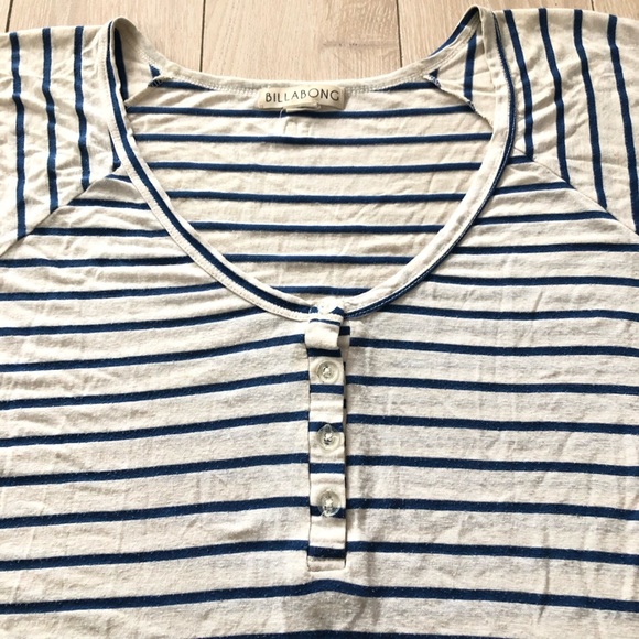 Billabong Dolman Sleeve Striped T Shirt in Blue & White Size L - Picture 5 of 13